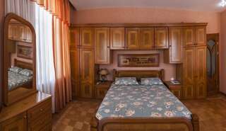 Апартаменты Fountain Square-Balconies in Old Town Баку Апартаменты с балконом-25