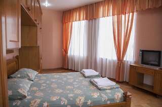 Апартаменты Fountain Square-Balconies in Old Town Баку Апартаменты с балконом-29