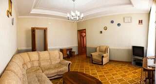 Апартаменты Fountain Square-Balconies in Old Town Баку Апартаменты с балконом-57