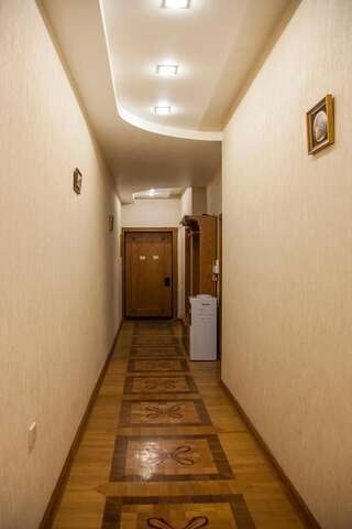 Апартаменты Fountain Square-Balconies in Old Town Баку Апартаменты с балконом-62