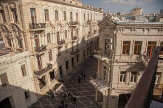 Апартаменты Fountain Square-Balconies in Old Town Баку Апартаменты с балконом-65