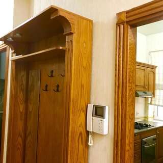 Апартаменты Fountain Square-Balconies in Old Town Баку Апартаменты с балконом-74