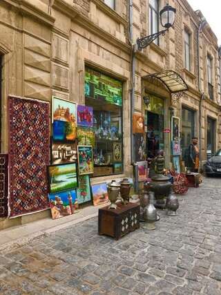 Апартаменты Fountain Square-Balconies in Old Town Баку Апартаменты с балконом-84
