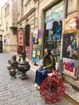 Апартаменты Fountain Square-Balconies in Old Town Баку Апартаменты с балконом-85