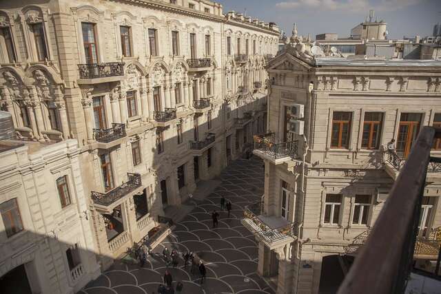 Апартаменты Fountain Square-Balconies in Old Town Баку-20