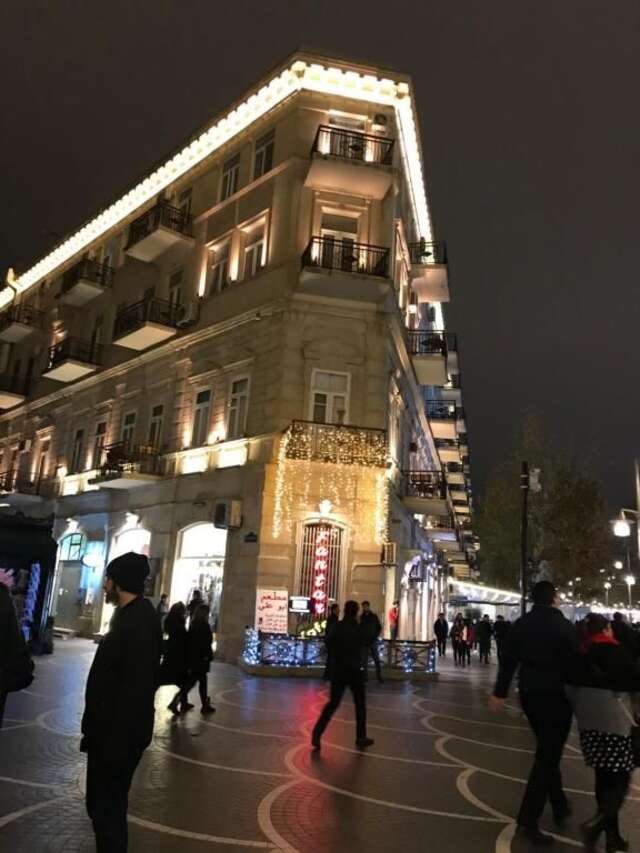 Апартаменты Fountain Square-Balconies in Old Town Баку-51